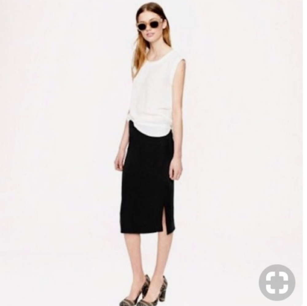 SALE! J. Crew Black side slit pencil skirt sz 8